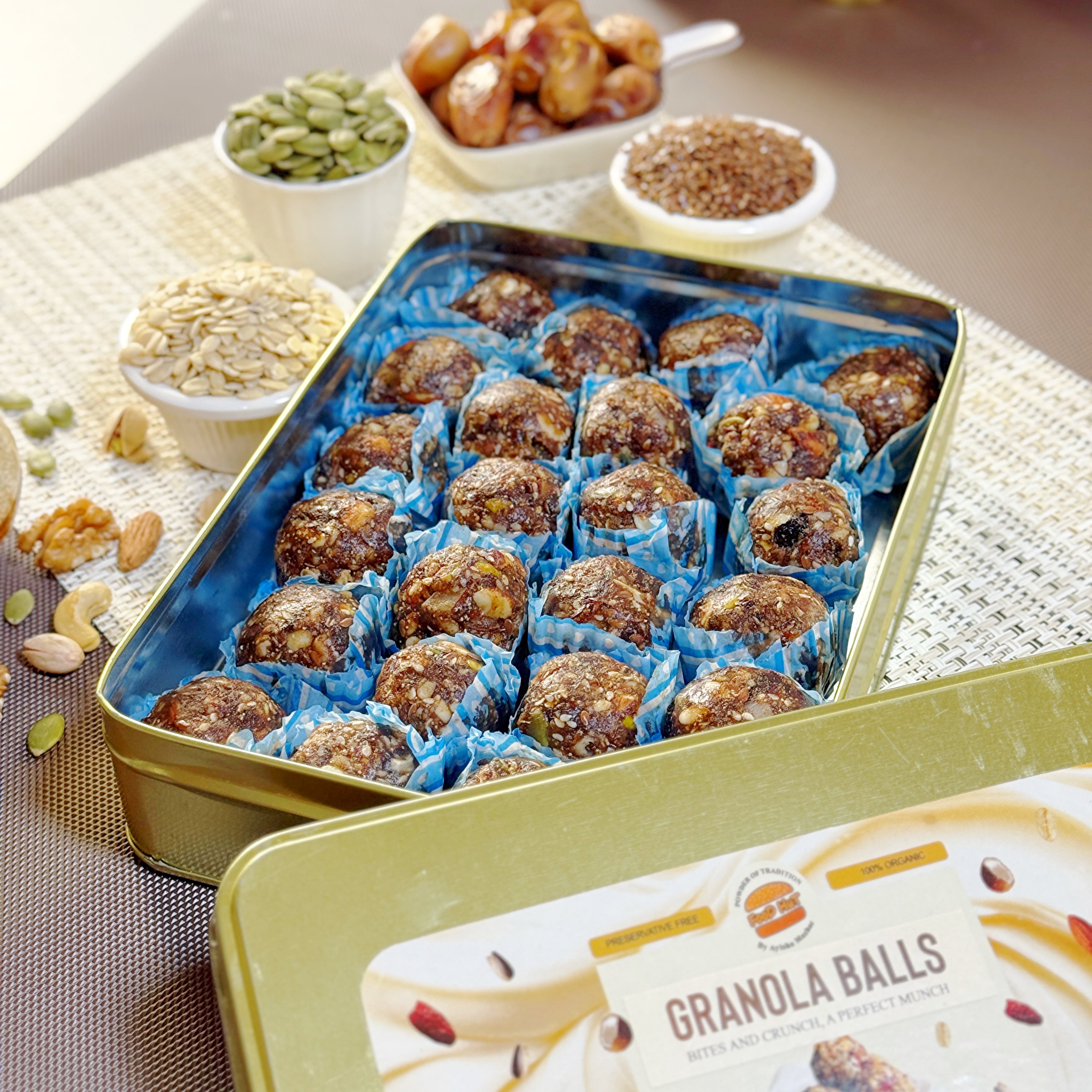GRANOLA BALLS